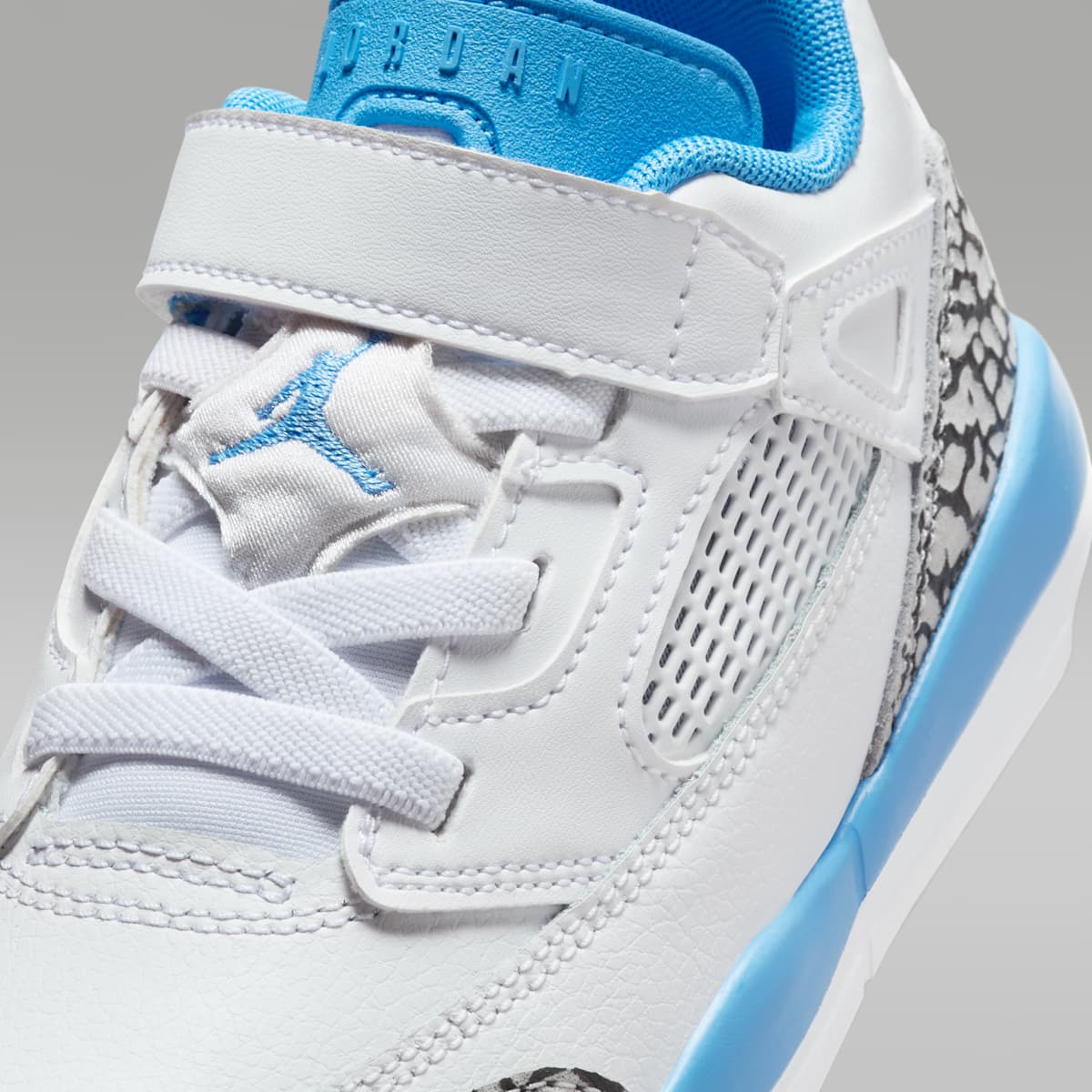 Jordan Spizike Low Little Kids' Shoes - White/Wolf Grey/Anthracite/University Blue - Image 7