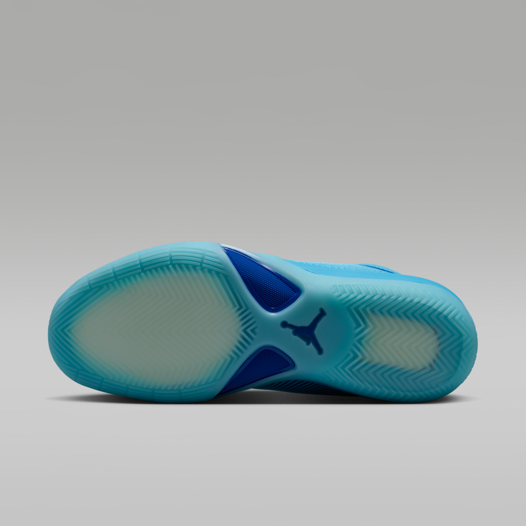 Women's Jordan Triangle Basketball Shoes - Baltic Blue/Copa/Coastal Blue/White