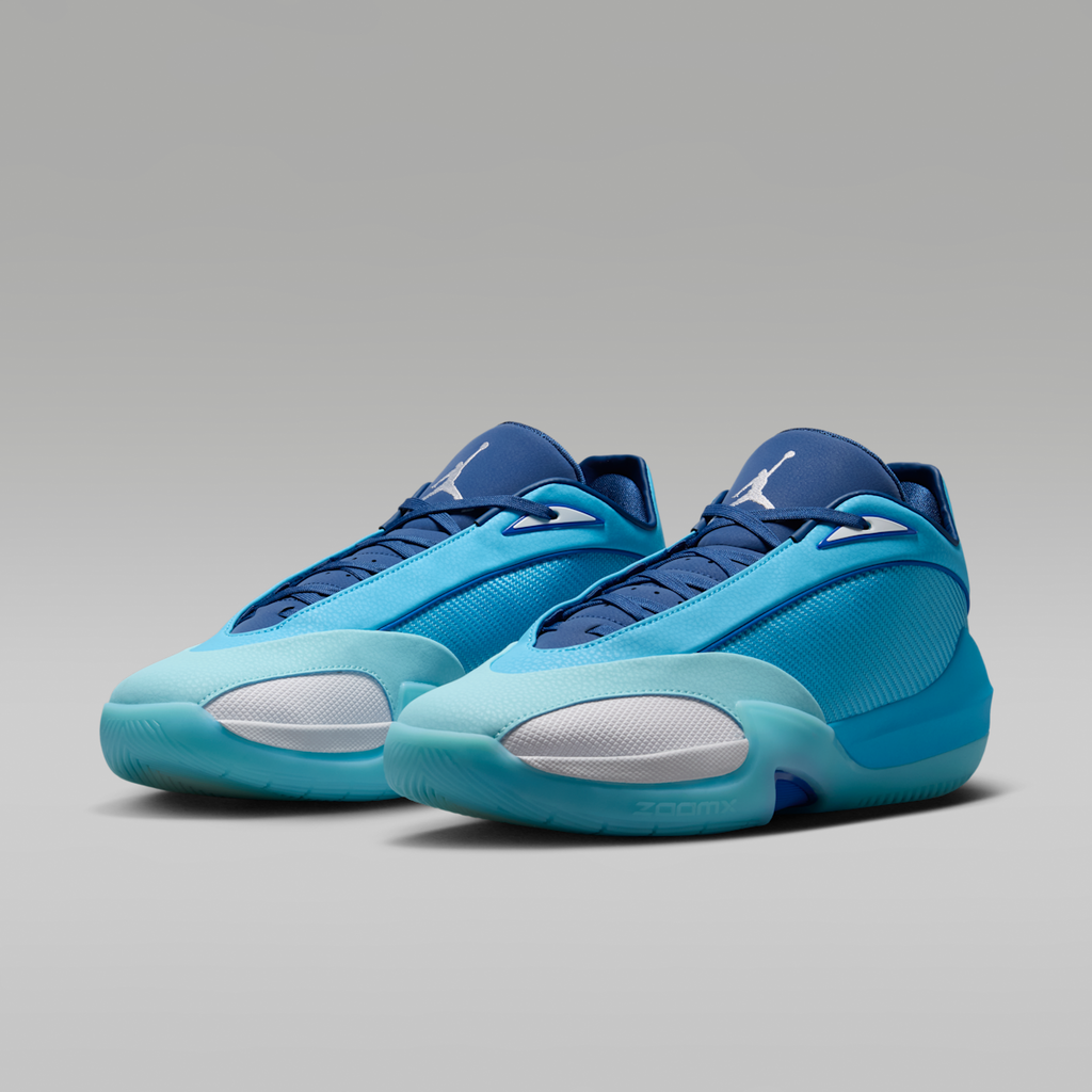 Women's Jordan Triangle Basketball Shoes - Baltic Blue/Copa/Coastal Blue/White