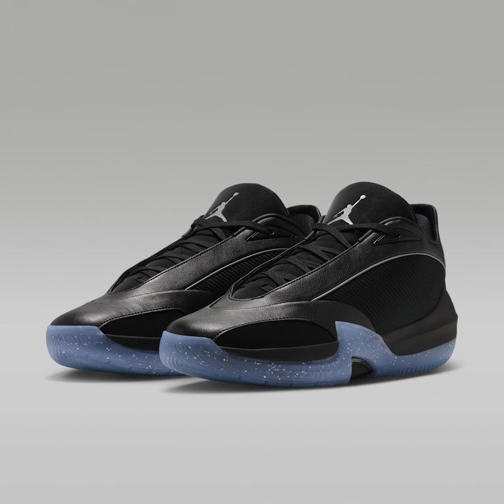Jordan Triangle Basketball Shoes - Black/Metallic Silver - Image 5