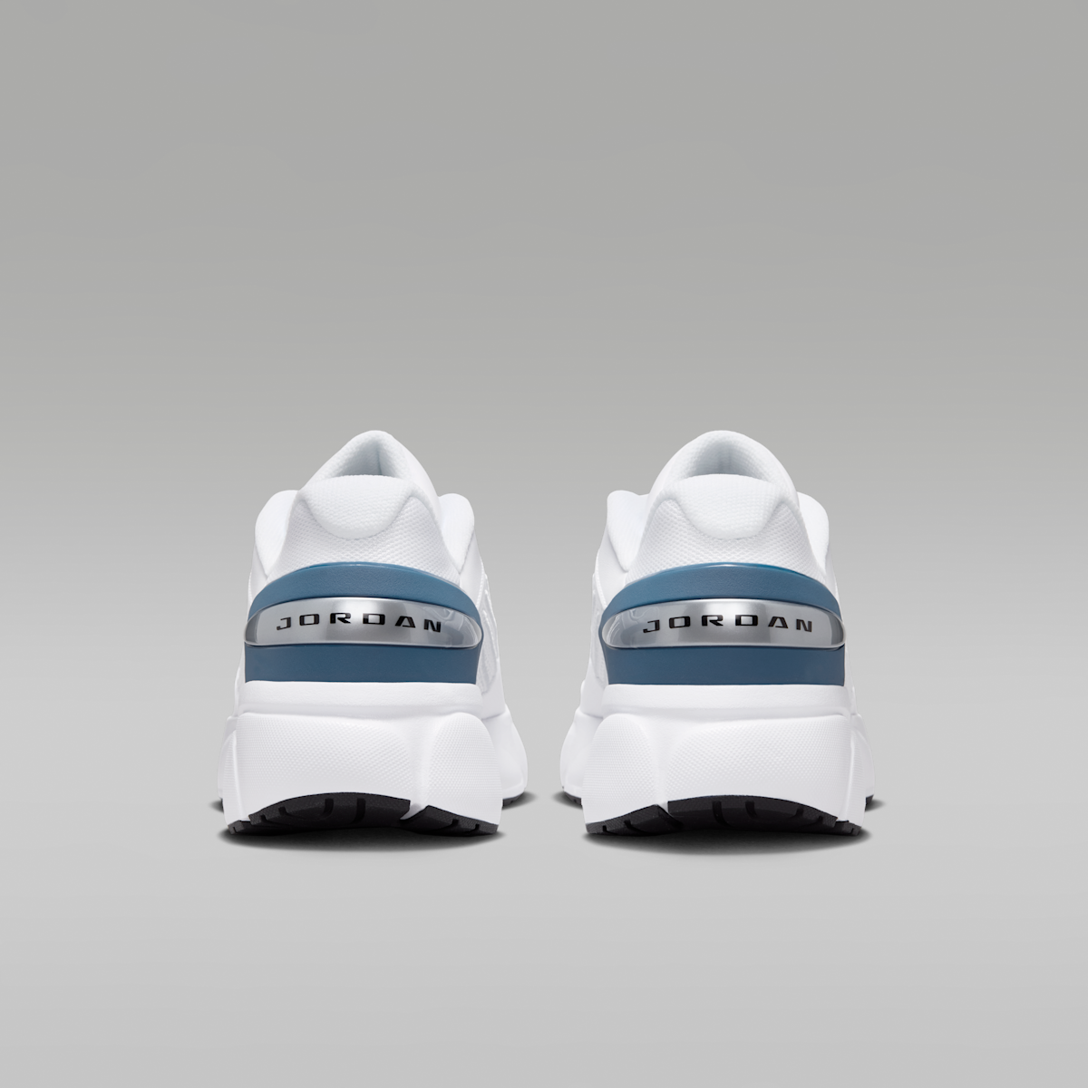 Women's Jordan Trunner Flow Men's Shoes - White/True Blue/Black/Fire Red