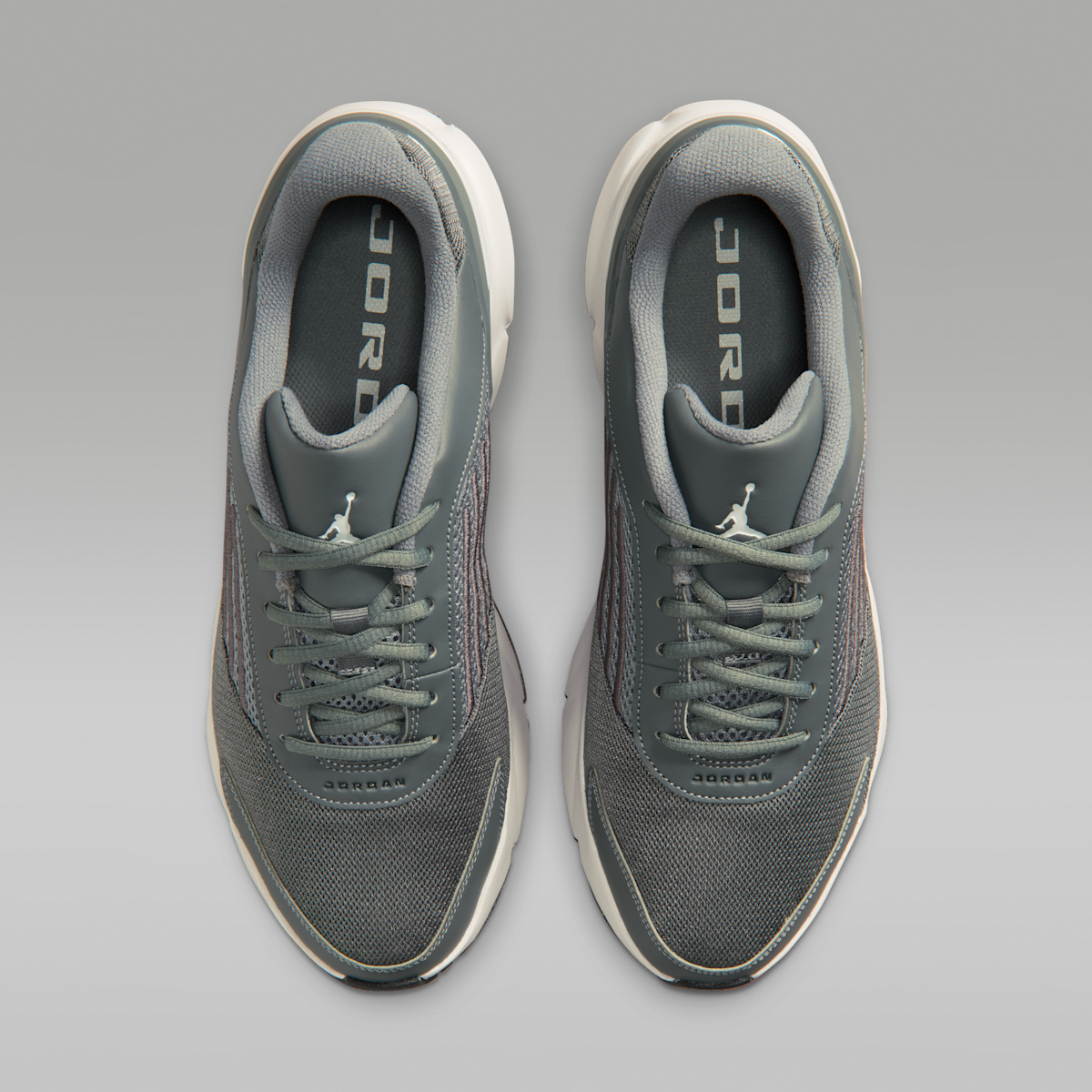 Women's Jordan Trunner Flow Men's Shoes - Smoke Grey/Dark Smoke Grey/Iron Grey/Photon Dust