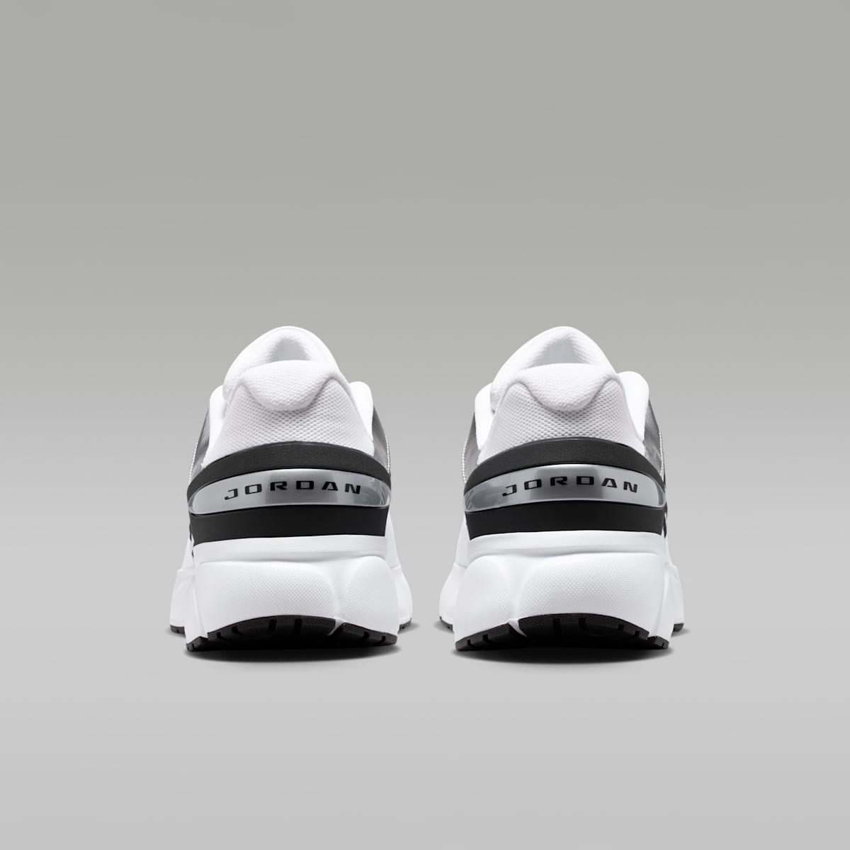 Jordan Trunner Flow Men's Shoes - White/Black/Metallic Silver/White - Image 6