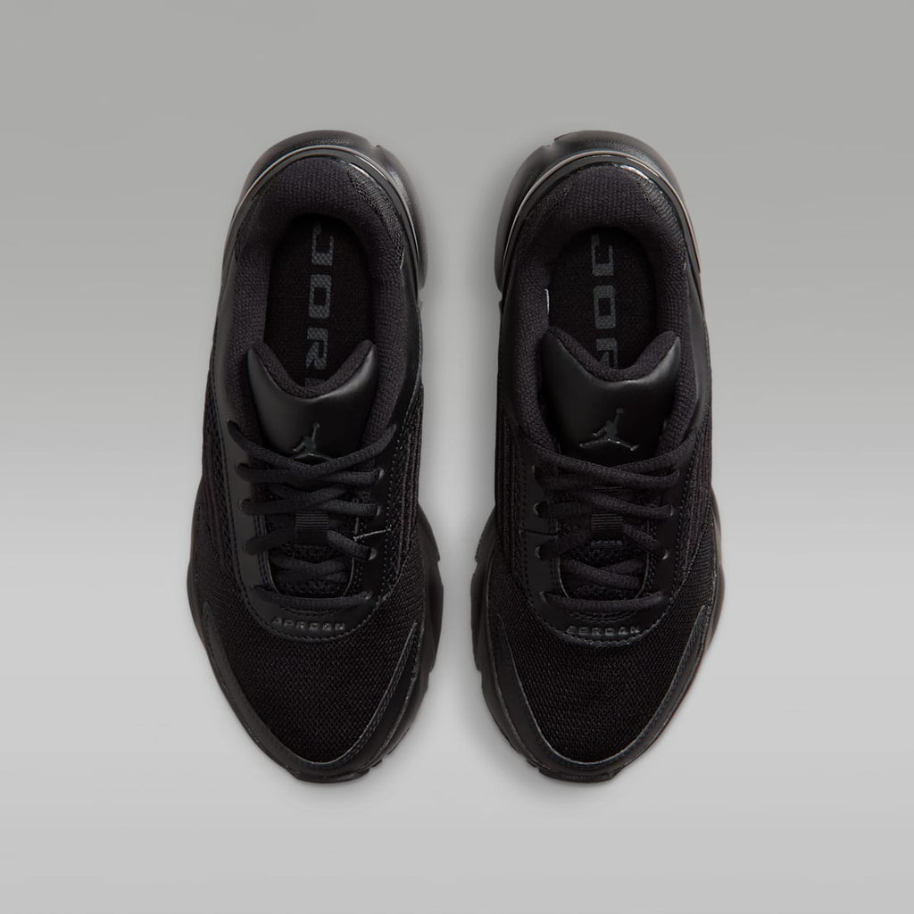 Jordan Trunner Flow Big Kids' Shoes - Black/Dark Smoke Grey