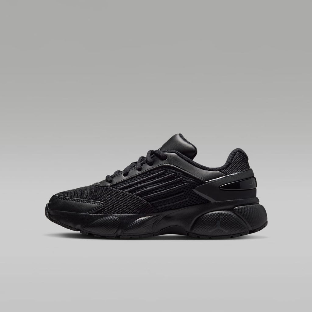 Jordan Trunner Flow Big Kids' Shoes - Black/Dark Smoke Grey - Image 1