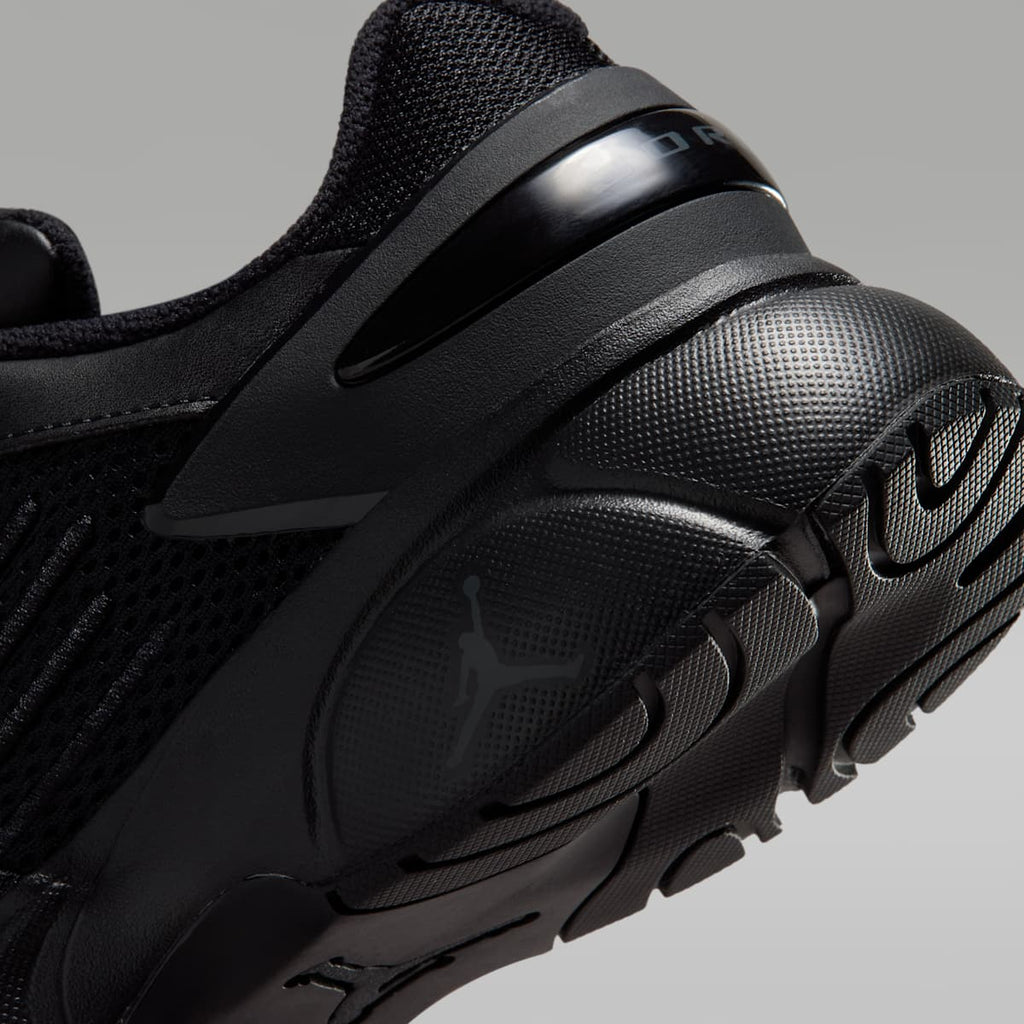 Jordan Trunner Flow Big Kids' Shoes - Black/Dark Smoke Grey - Image 8