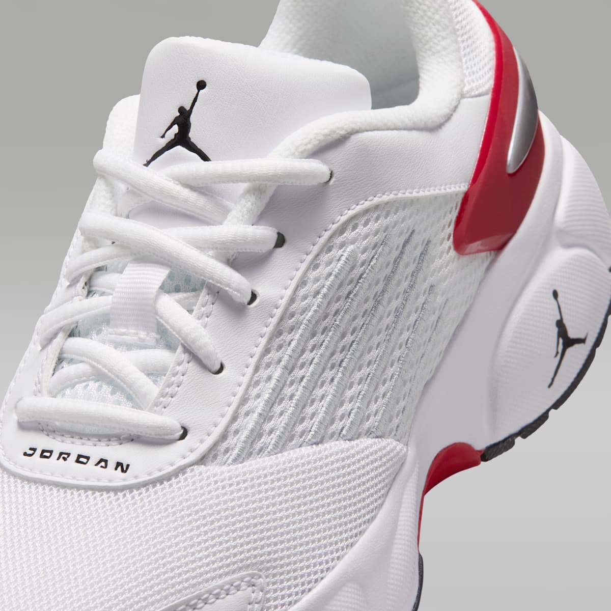 Jordan Trunner Flow Big Kids' Shoes - White/Gym Red/Metallic Silver/Black