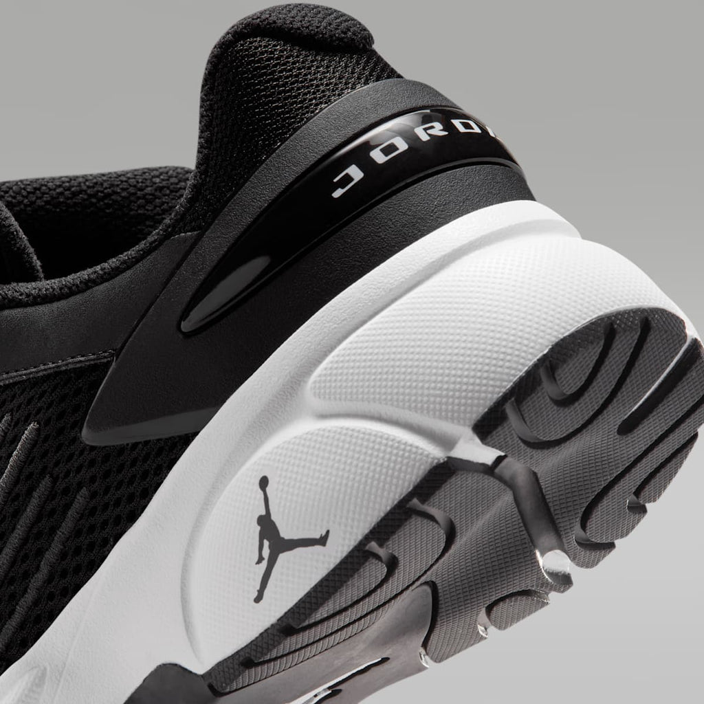 Jordan Trunner Flow Big Kids' Shoes - Black/Anthracite/White - Image 8