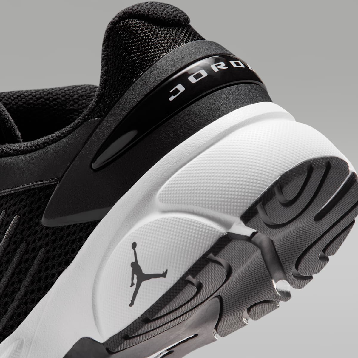 Jordan Trunner Flow Big Kids' Shoes - Black/Anthracite/White - Image 8