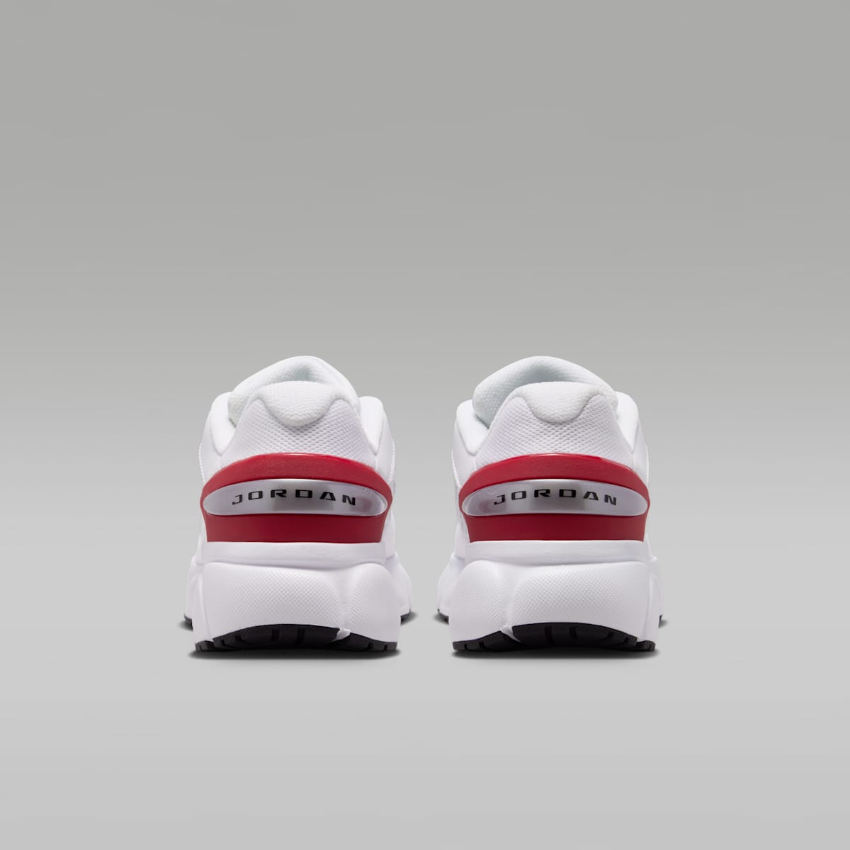 Jordan Trunner Flow Big Kids' Shoes - White/Gym Red/Metallic Silver/Black