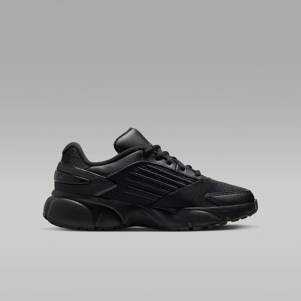 Jordan Trunner Flow Big Kids' Shoes - Black/Dark Smoke Grey