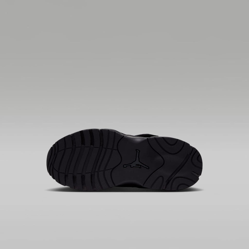 Jordan Trunner Flow Little Kids' Shoes - Black/Dark Smoke Grey - Image 2