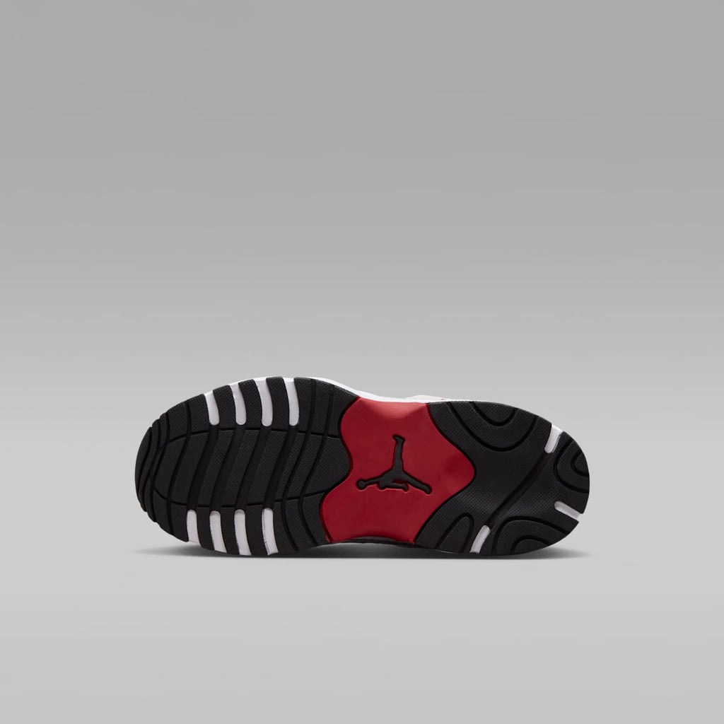 Jordan Trunner Flow Little Kids' Shoes - White/Gym Red/Metallic Silver/Black - Image 2