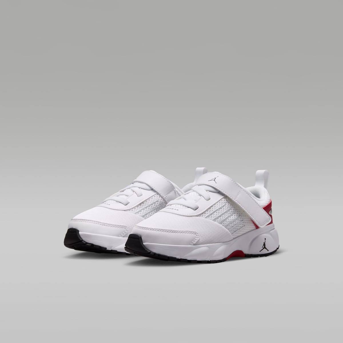 Jordan Trunner Flow Little Kids' Shoes - White/Gym Red/Metallic Silver/Black - Image 5