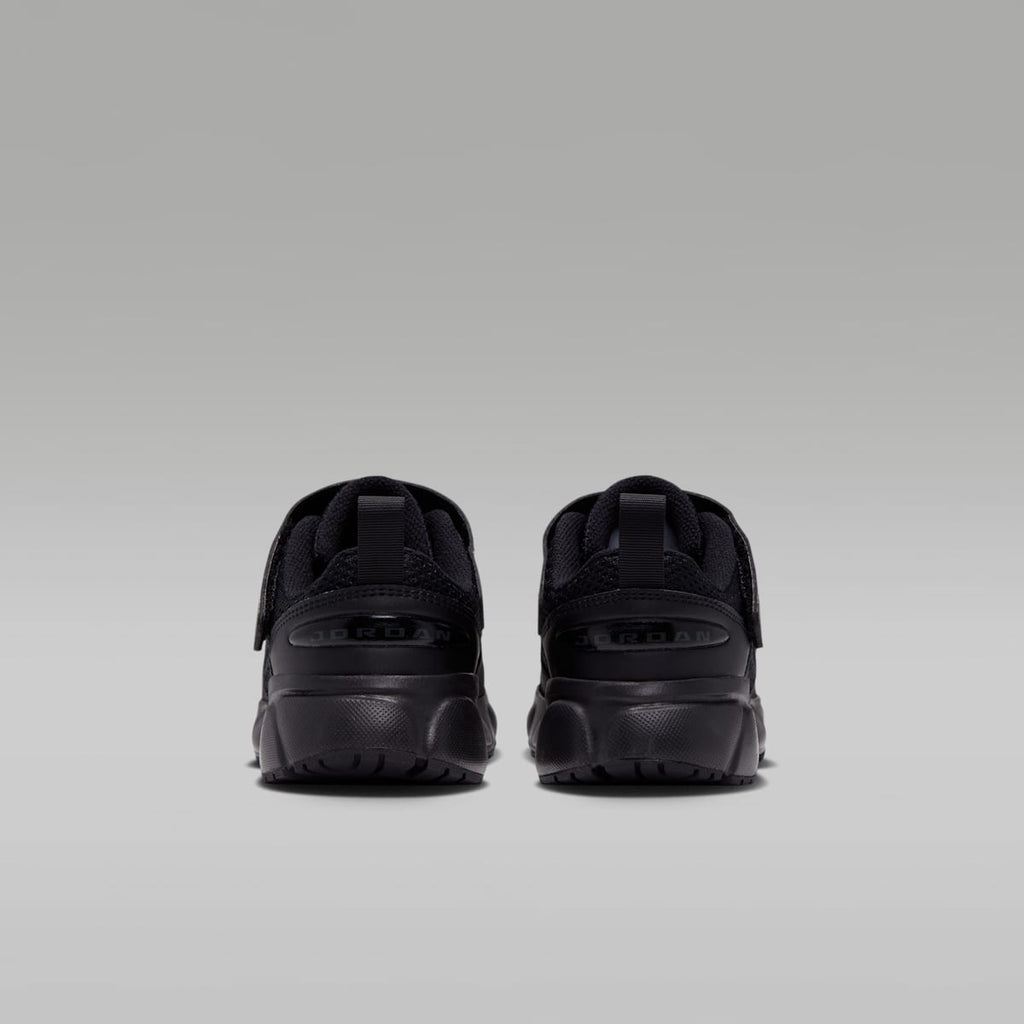 Jordan Trunner Flow Little Kids' Shoes - Black/Dark Smoke Grey