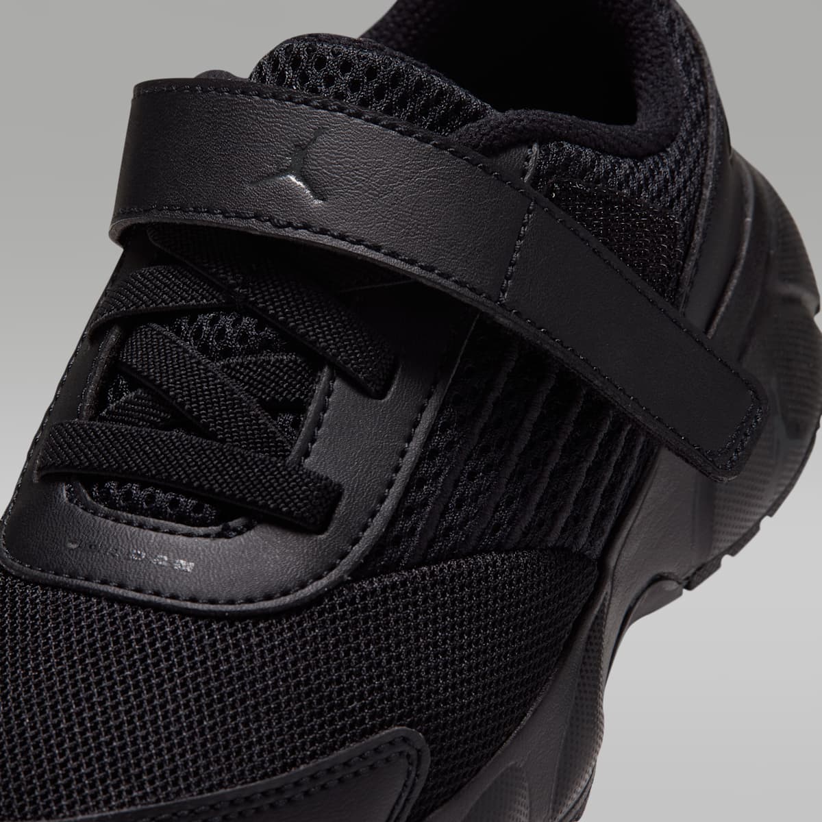 Jordan Trunner Flow Little Kids' Shoes - Black/Dark Smoke Grey