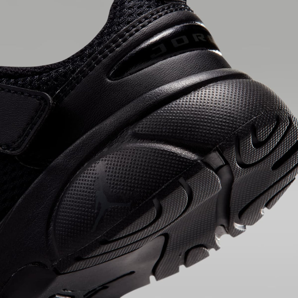 Jordan Trunner Flow Little Kids' Shoes - Black/Dark Smoke Grey - Image 8