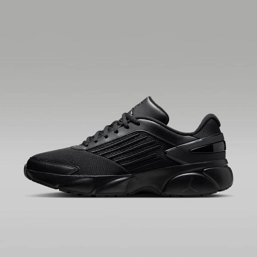 Jordan Trunner Flow Men's Shoes - Black/Dark Smoke Grey - Image 1