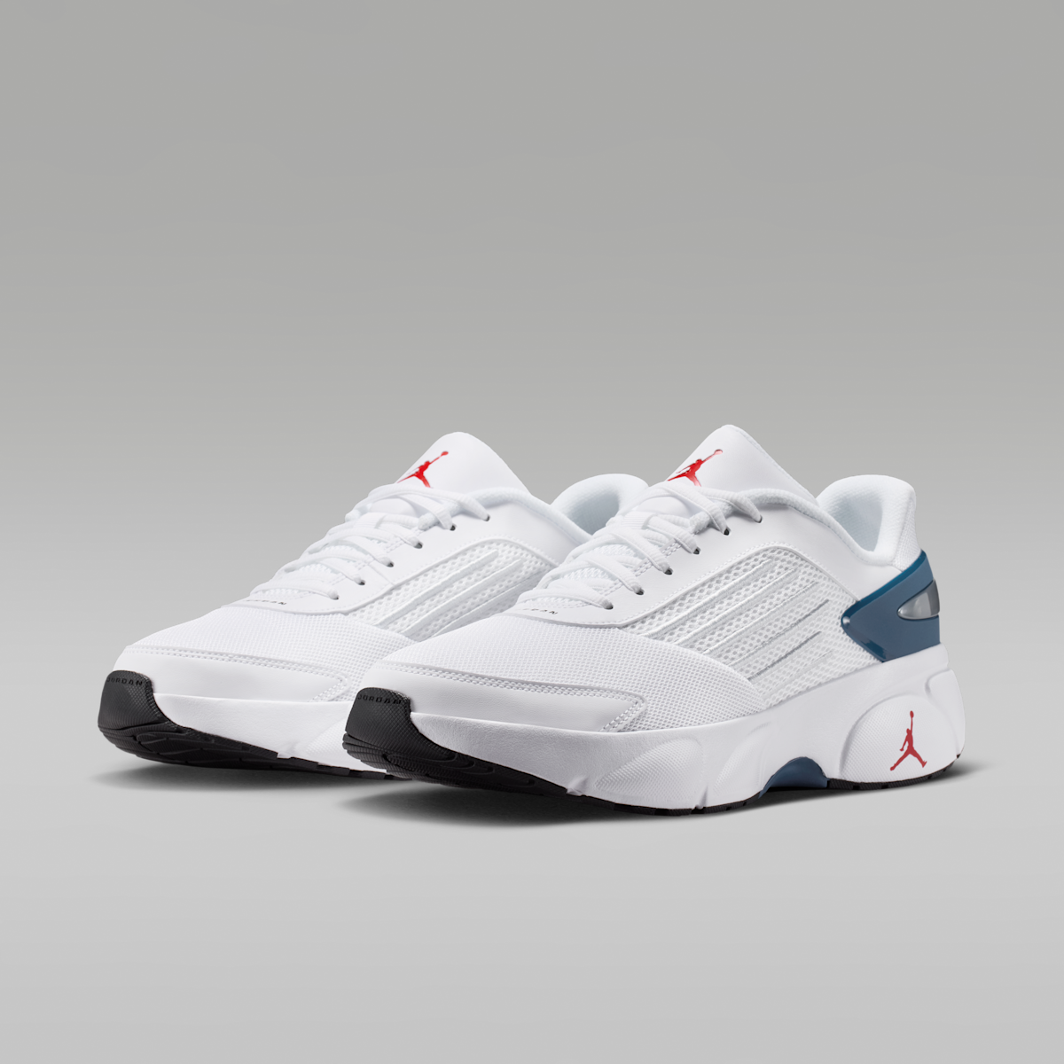 Women's Jordan Trunner Flow Men's Shoes - White/True Blue/Black/Fire Red