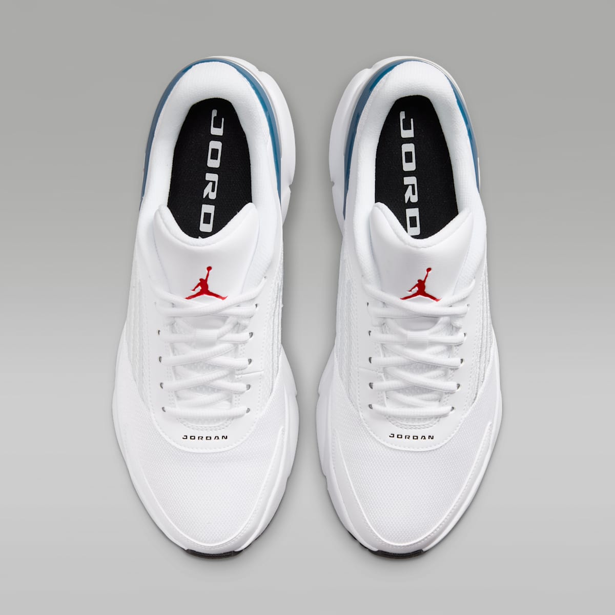 Jordan Trunner Flow Men's Shoes - White/True Blue/Black/Fire Red - Image 4