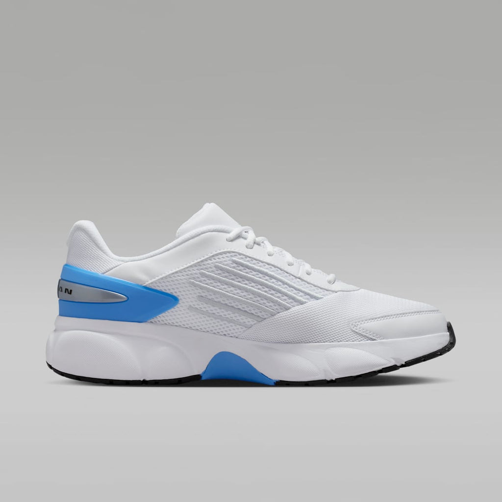 Jordan Trunner Flow Men's Shoes - White/University Blue/Metallic Silver/Black - Image 3