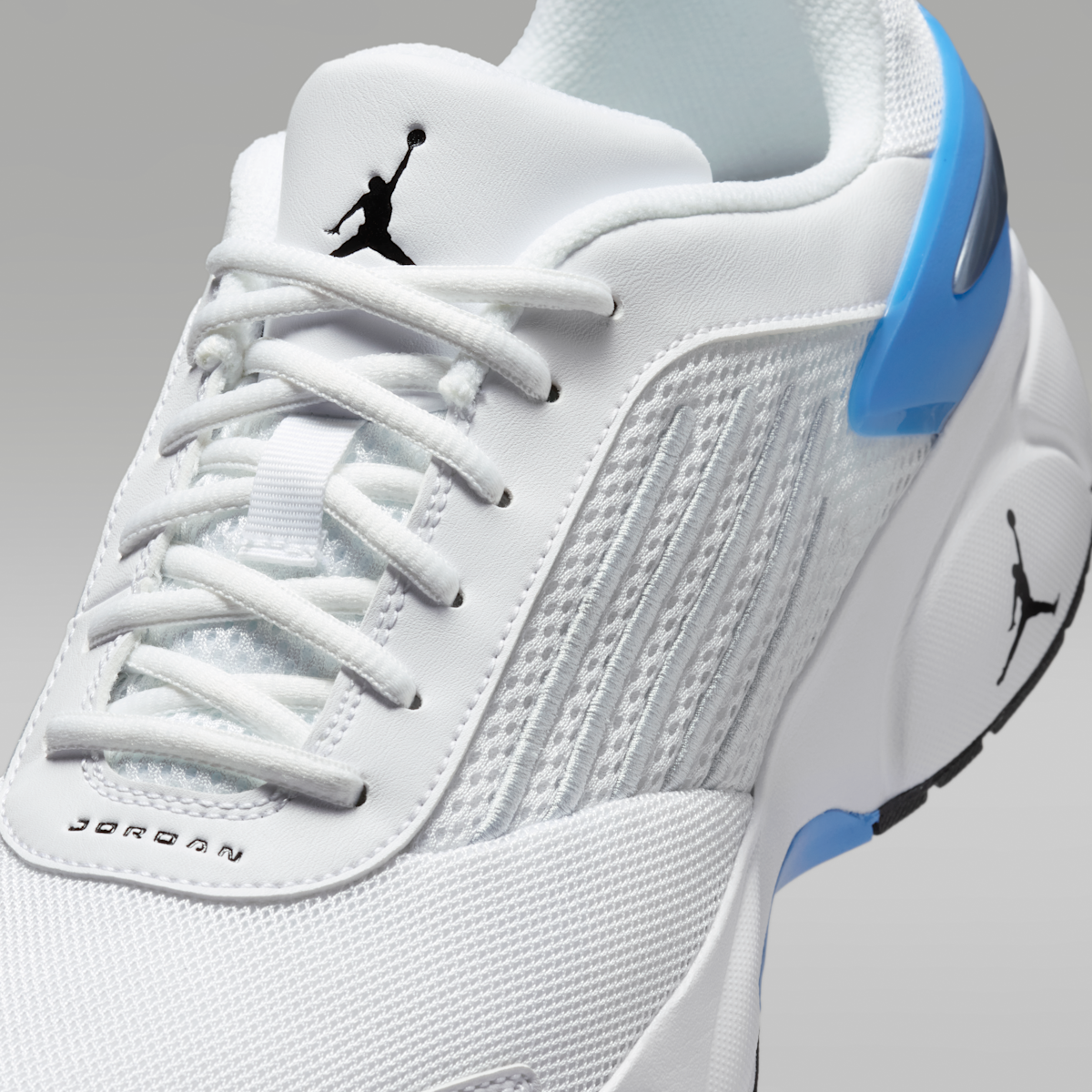 Women's Jordan Trunner Flow Men's Shoes - White/University Blue/Metallic Silver/Black