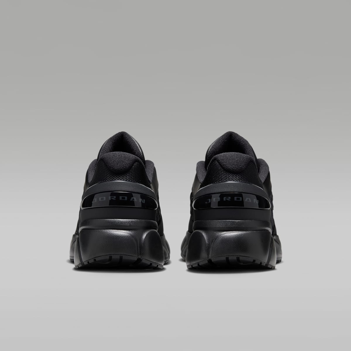 Jordan Trunner Flow Men's Shoes - Black/Dark Smoke Grey - Image 6