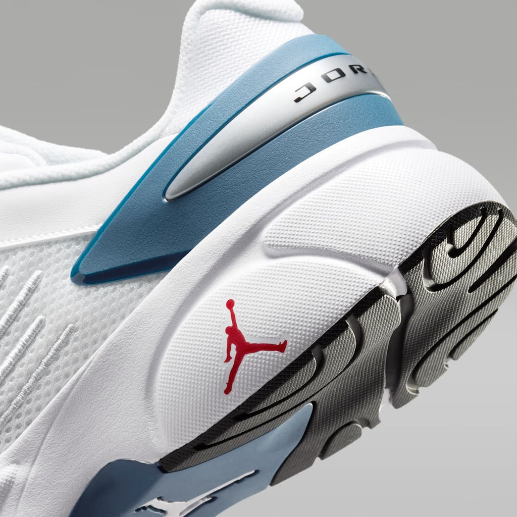 Jordan Trunner Flow Men's Shoes - White/True Blue/Black/Fire Red - Image 8
