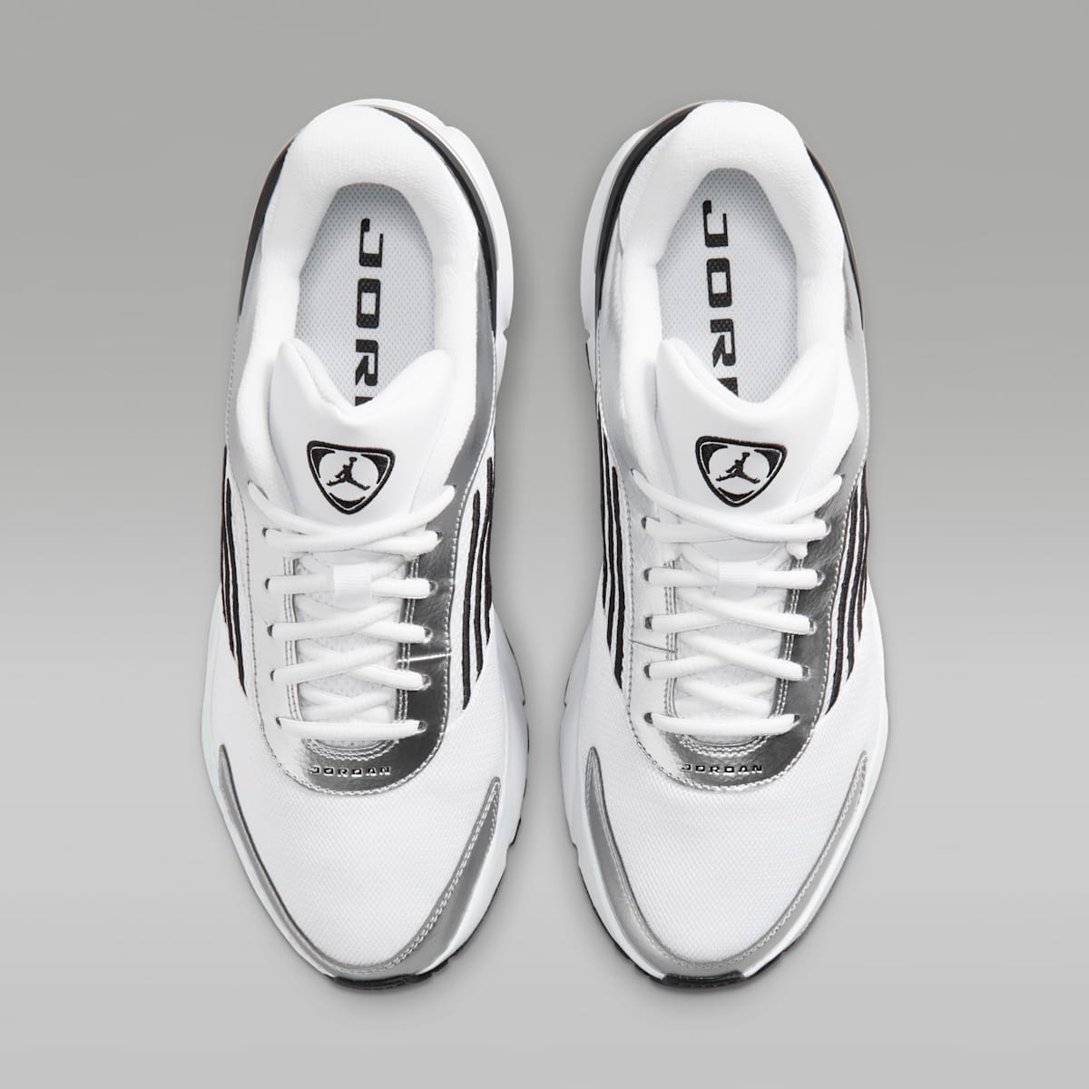 Jordan Trunner Flow Men's Shoes - White/Black/Metallic Silver/White - Image 4