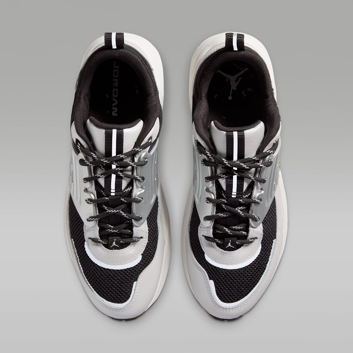 Jordan Trunner O/S Men's Shoes - Photon Dust/Black/Sail/White - Image 4