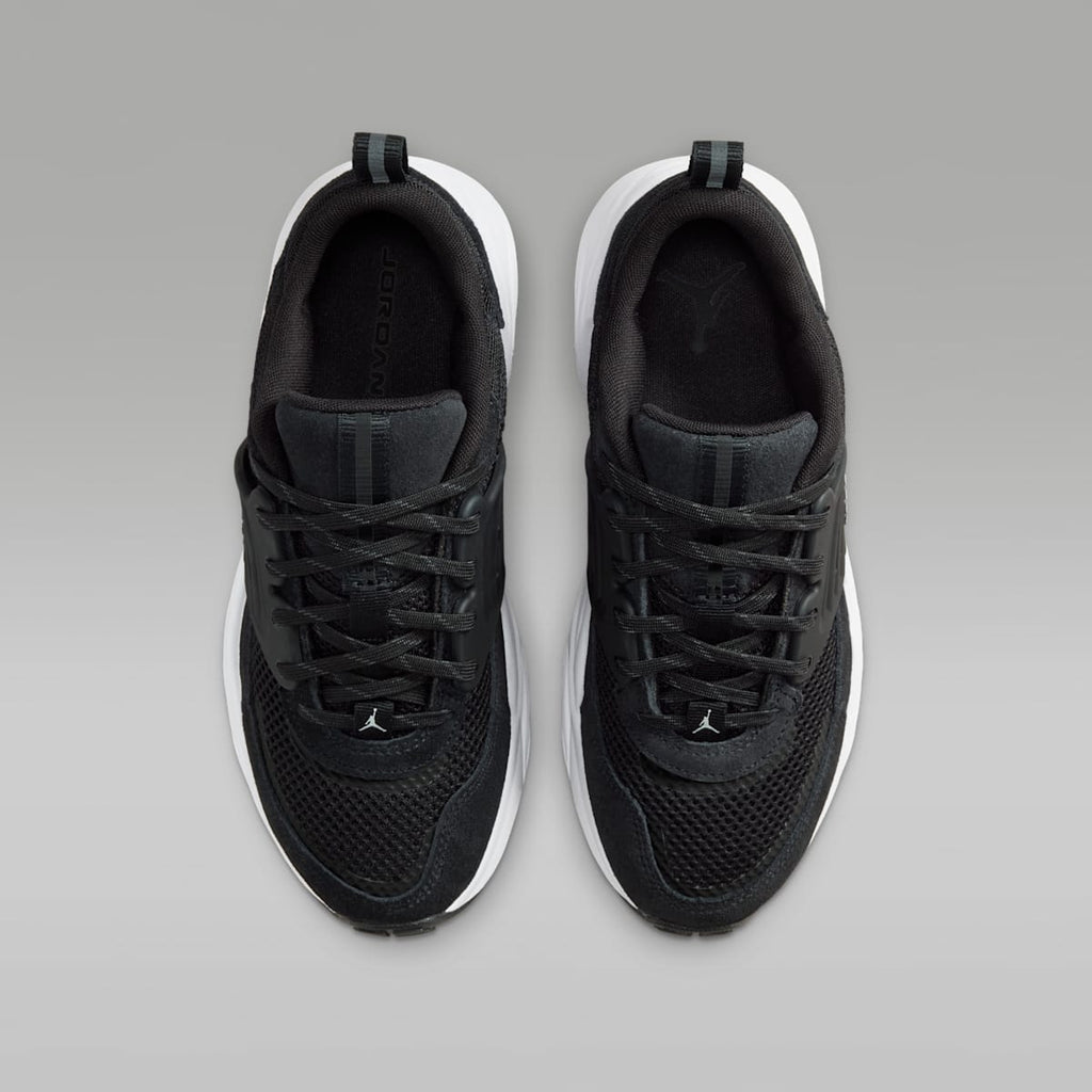Jordan Trunner O/S Big Kids' Shoes - Black/White - Image 4