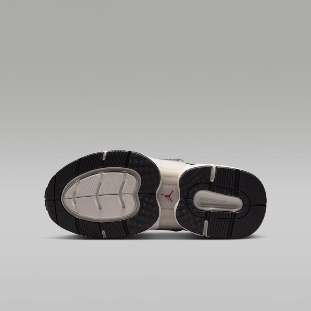 Jordan Trunner O/S Big Kids' Shoes - Off Noir/Phantom/Old Royal/University Red - Image 2