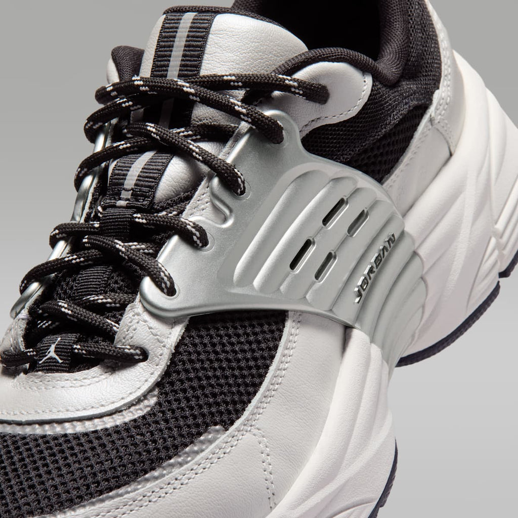 Jordan Trunner O/S Men's Shoes - Photon Dust/Black/Sail/White - Image 7