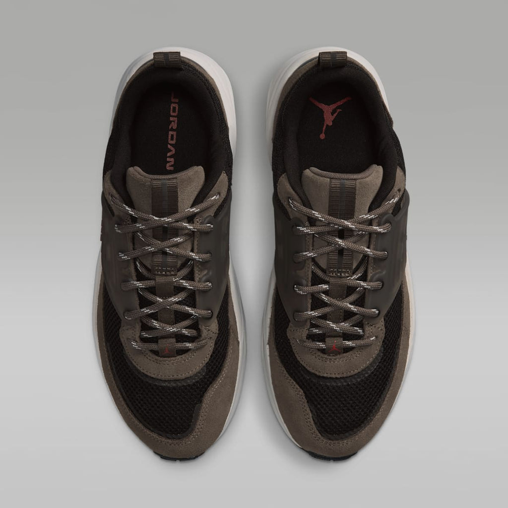 Jordan Trunner O/S Men's Shoes - Palomino/Black/Phantom/University Red - Image 4