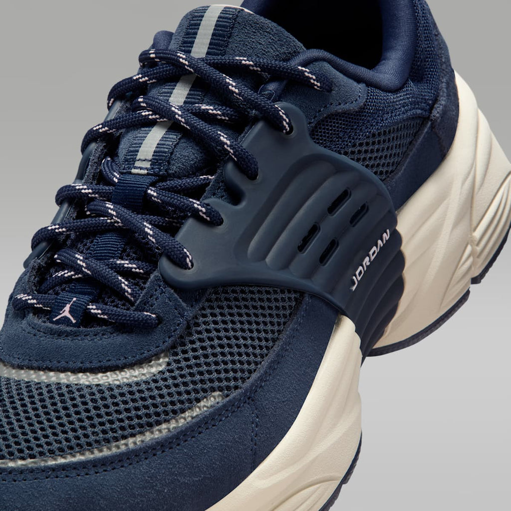 Jordan Trunner O/S Men's Shoes - Midnight Navy/Thunder Blue/Light Orewood Brown/Pink Foam - Image 7