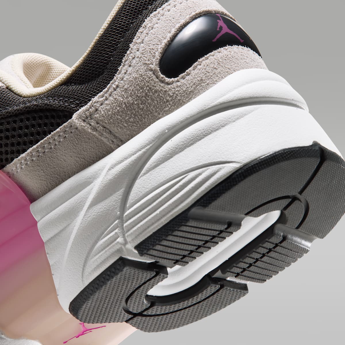 Jordan Trunner O/S Men's Shoes - Off White/Anthracite/Fire Pink - Image 6