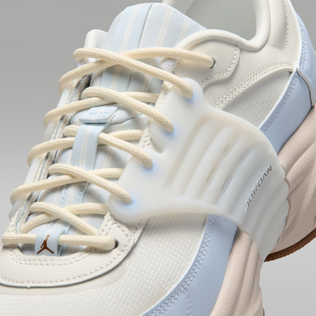 Jordan Trunner O/S Men's Shoes - Sail/Cream II/Hydrogen Blue/Light British Tan - Image 7