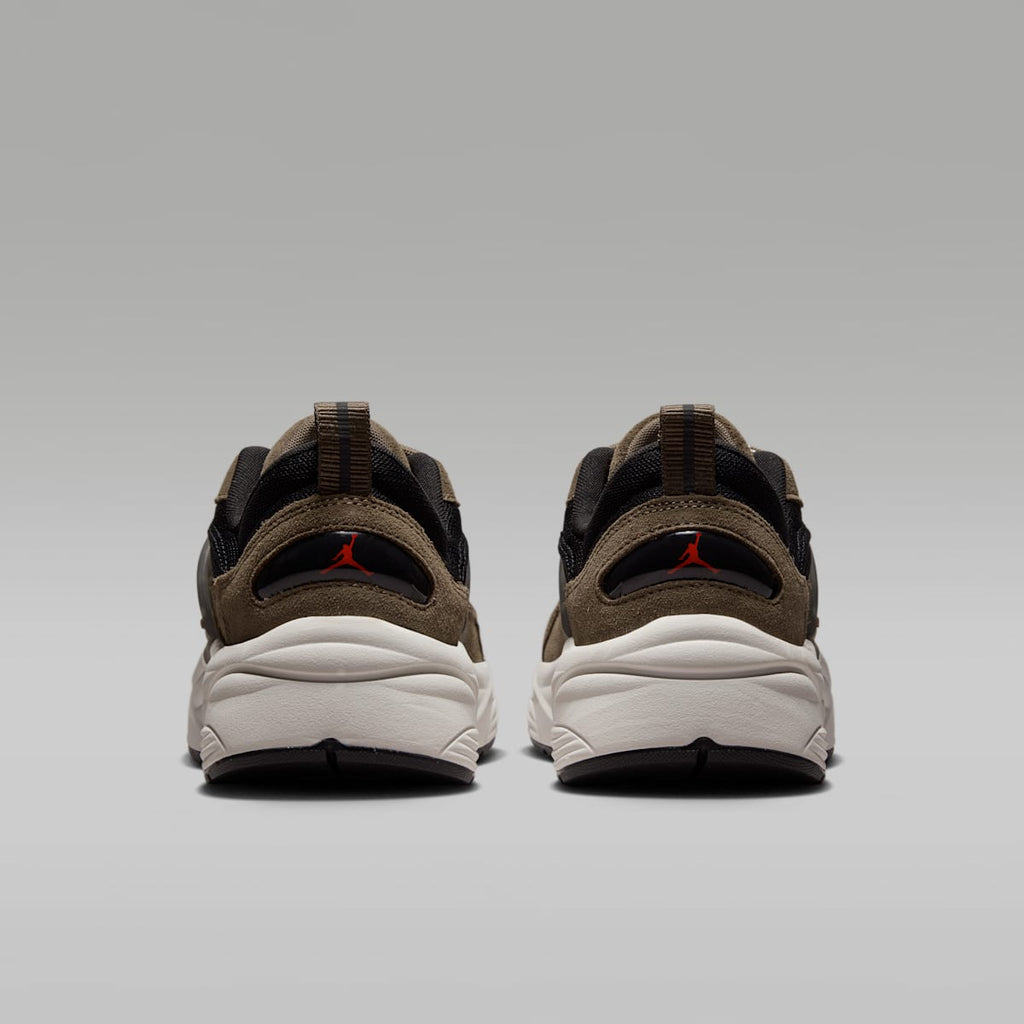 Jordan Trunner O/S Men's Shoes - Palomino/Black/Phantom/University Red - Image 6