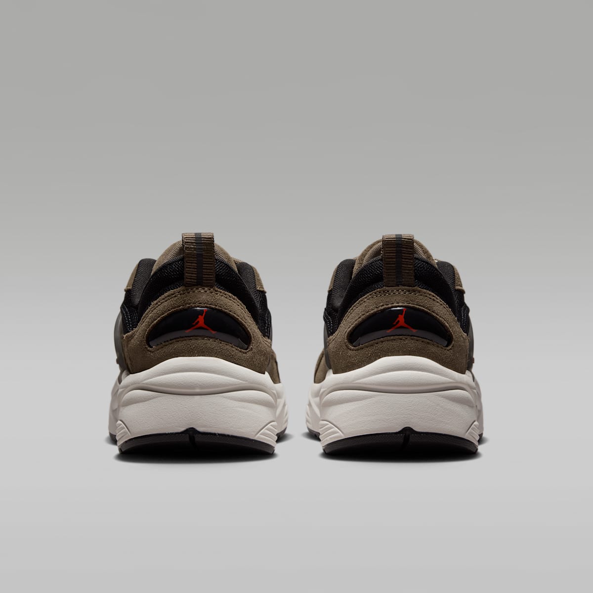 Jordan Trunner O/S Men's Shoes - Palomino/Black/Phantom/University Red - Image 6