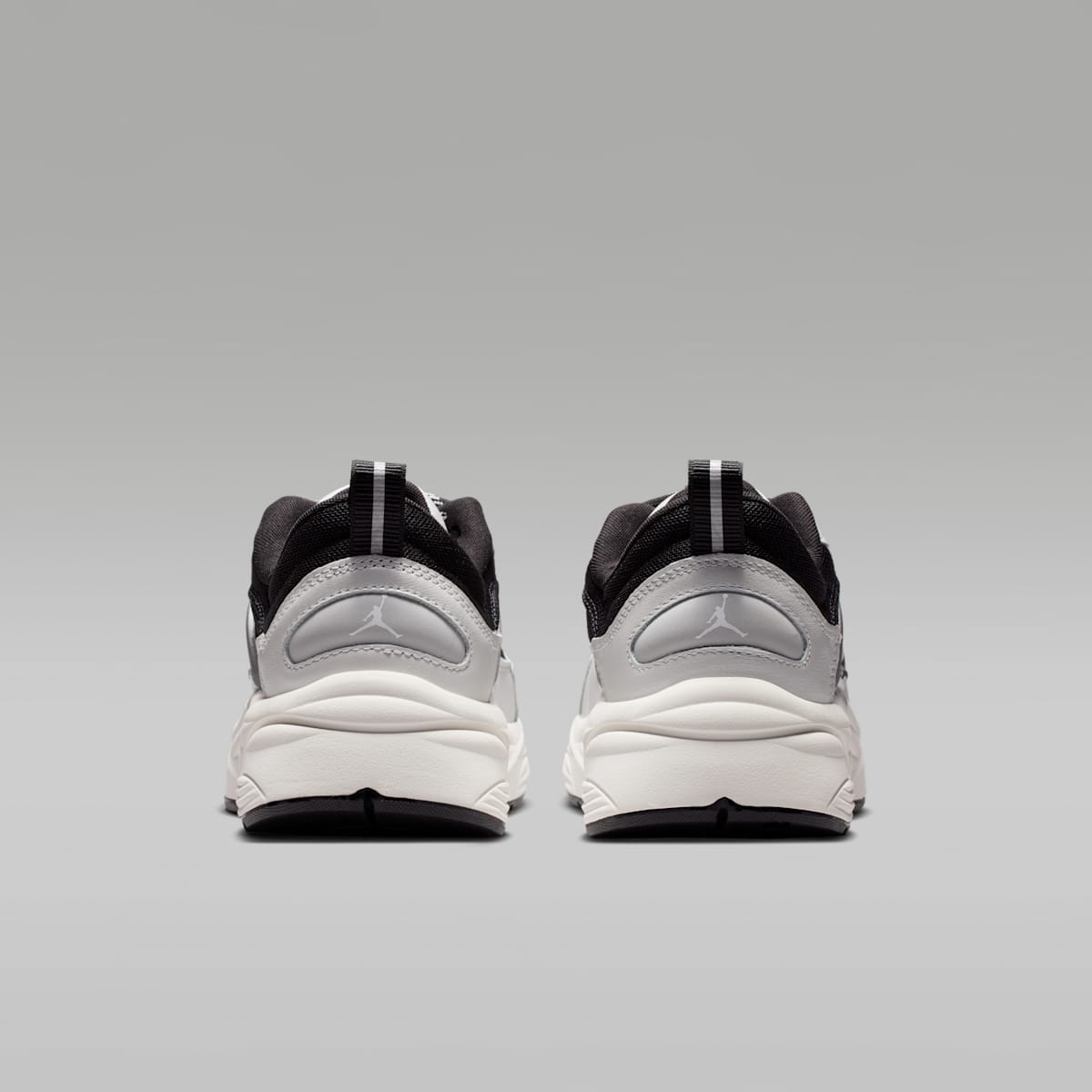 Jordan Trunner O/S Men's Shoes - Photon Dust/Black/Sail/White - Image 6