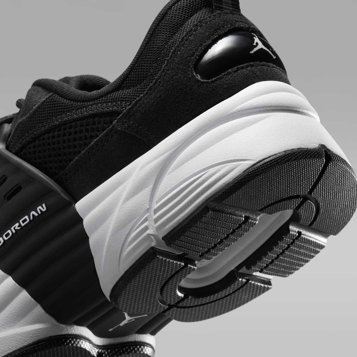 Jordan Trunner O/S Men's Shoes - Black/White - Image 8