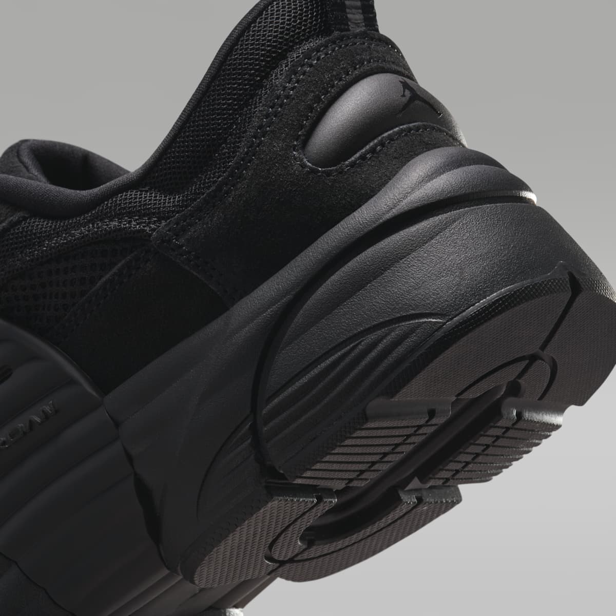 Jordan Trunner O/S Men's Shoes - Black/Anthracite/Black - Image 8