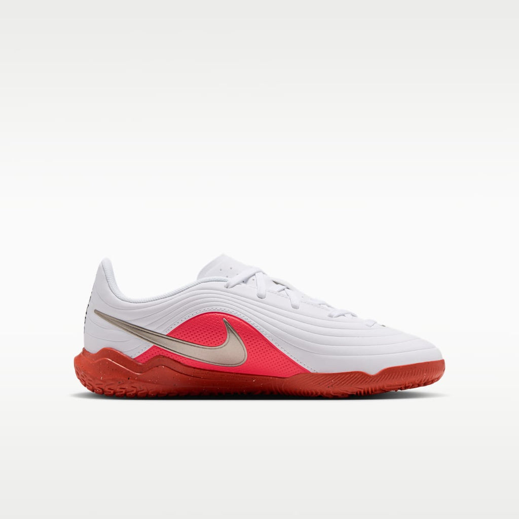 Kids' Nike Jr. Tiempo Maestro Club Indoor/Court Low-Top Soccer Shoes - White/Bright Crimson/Blur