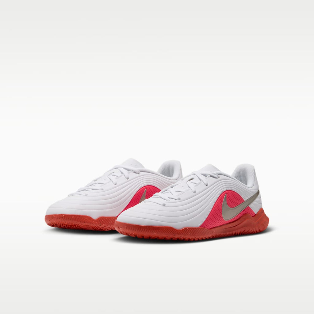 Kids' Nike Jr. Tiempo Maestro Club Indoor/Court Low-Top Soccer Shoes - White/Bright Crimson/Blur