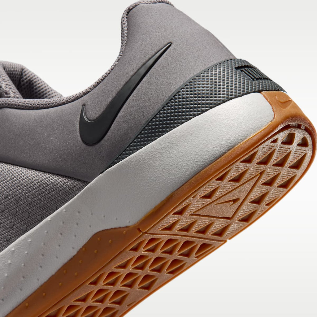Nike MC Trainer 4 Men's Training Shoes - Pencil Point/Photon Dust/Gum Medium Brown/Dark Smoke Grey - Image 8