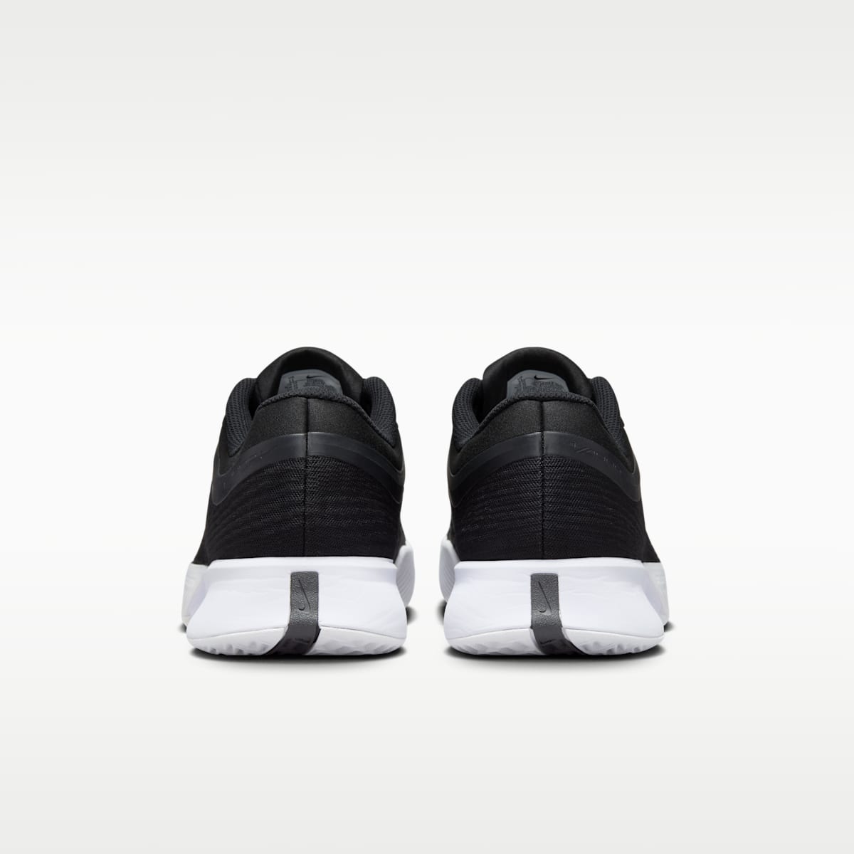 Nike Vapor Pro 3 Men's Clay Court Tennis Shoes - Black/White - Image 6