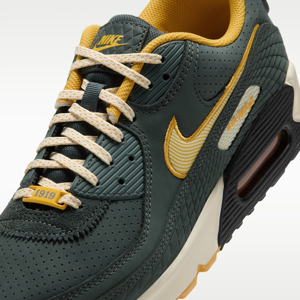 Nike Air Max 90 (Green Bay Packers) Men's NFL Shoes - Vintage Green/University Gold/Black/Alabaster - Image 7