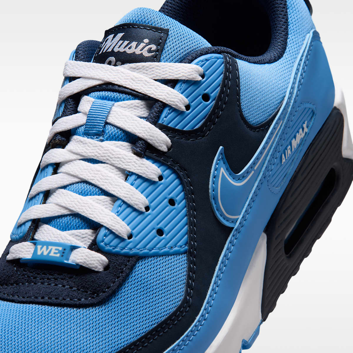 Nike Air Max 90 (Tennessee Titans) Men's NFL Shoes - Coast/College Navy/White - Image 7