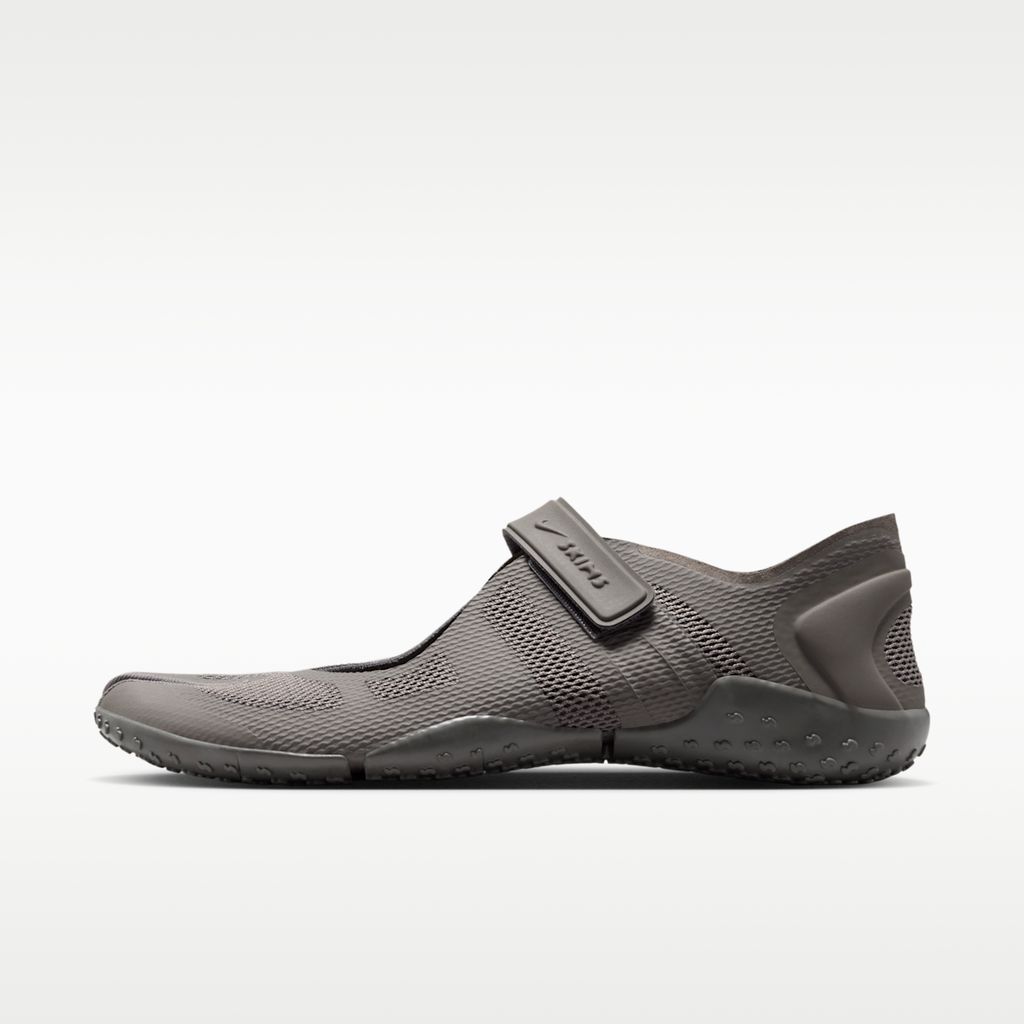 NikeSKIMS Rift Mesh Women's Shoes - Cave Stone/Medium Ash/Cave Stone