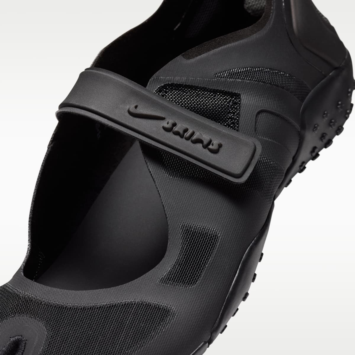 NikeSKIMS Rift Mesh Women's Shoes - Black/Black/NSKM Dark Smoke